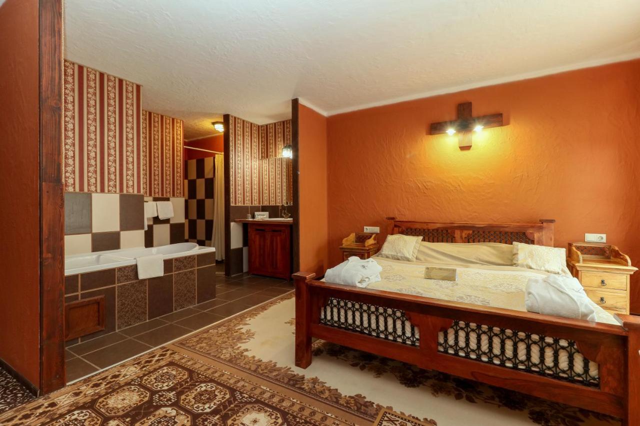Hotel Puchner Kastelyszallo Bikal